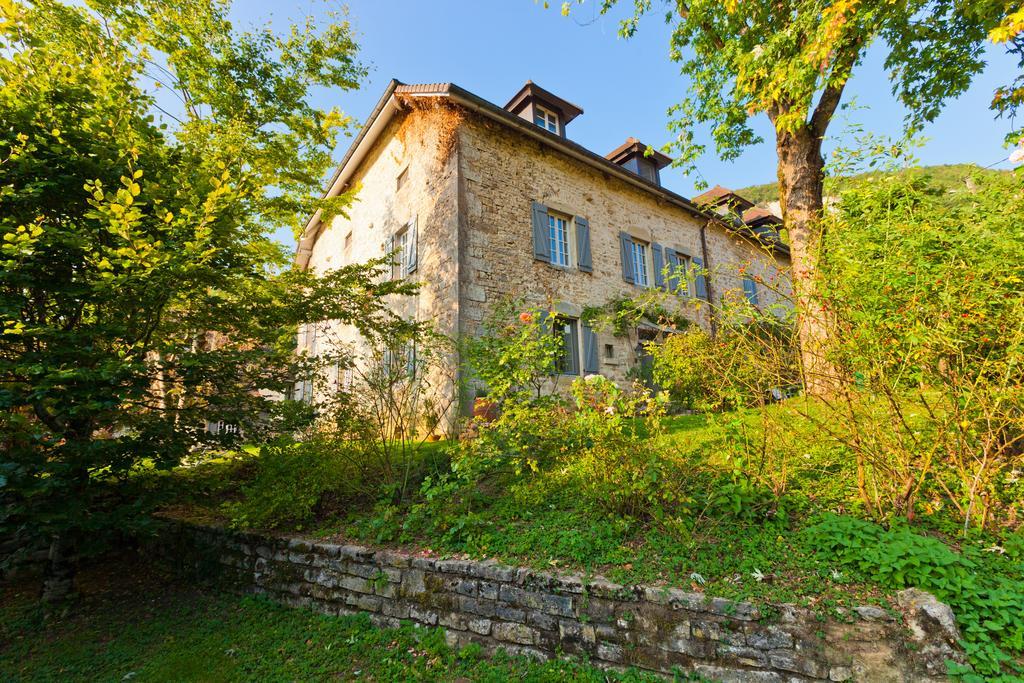 Hotel A L'Ombre Du Chateau Nans-sous-Sainte-Anne Exterior foto